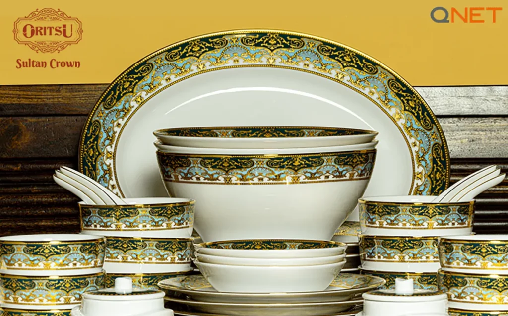 Oritsu Sultan Crown dinner sets and tea sets spread creatively on a table