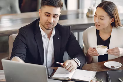 How to Sell Without Sounding Salesy: A Guide for Direct Sellers